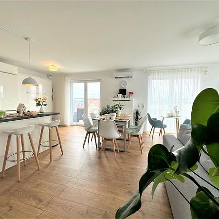 Panorama Penthouse Apartment Mit Klima Und Whirlpool Fuer Bis Zu 6 Personen Франкенталь Экстерьер фото