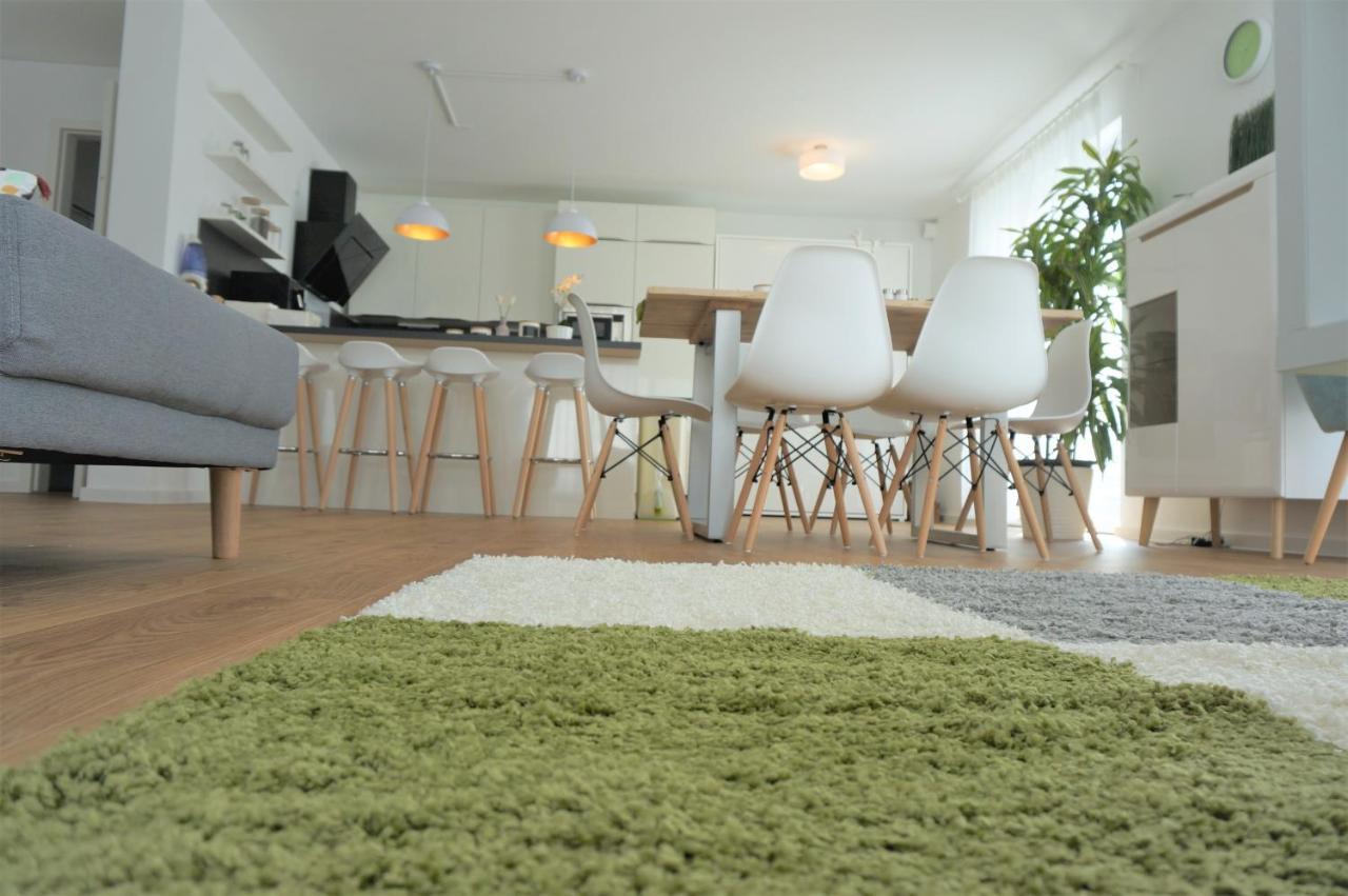Panorama Penthouse Apartment Mit Klima Und Whirlpool Fuer Bis Zu 6 Personen Франкенталь Экстерьер фото