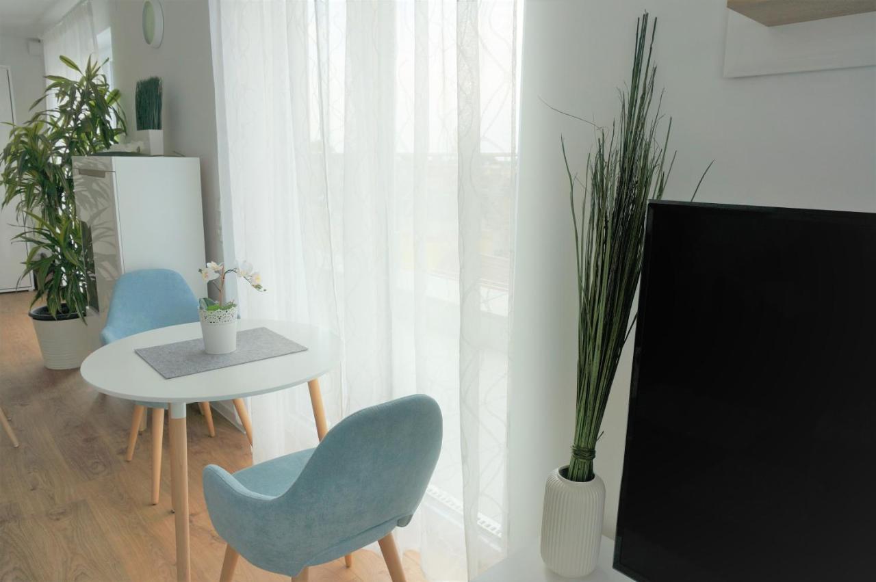 Panorama Penthouse Apartment Mit Klima Und Whirlpool Fuer Bis Zu 6 Personen Франкенталь Экстерьер фото