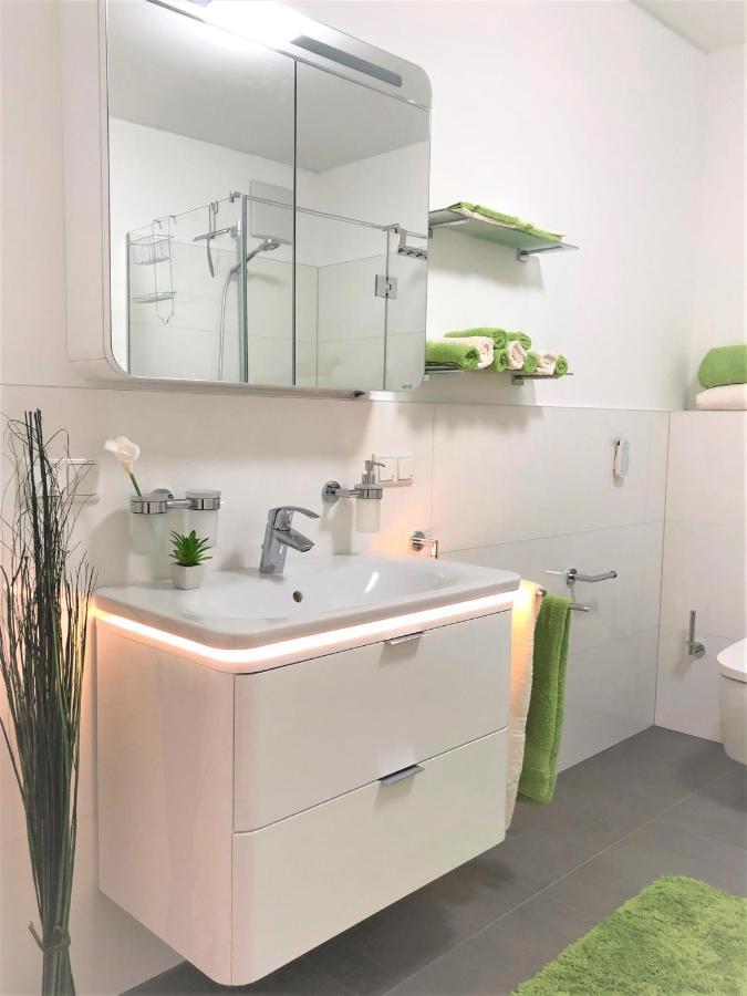 Panorama Penthouse Apartment Mit Klima Und Whirlpool Fuer Bis Zu 6 Personen Франкенталь Экстерьер фото