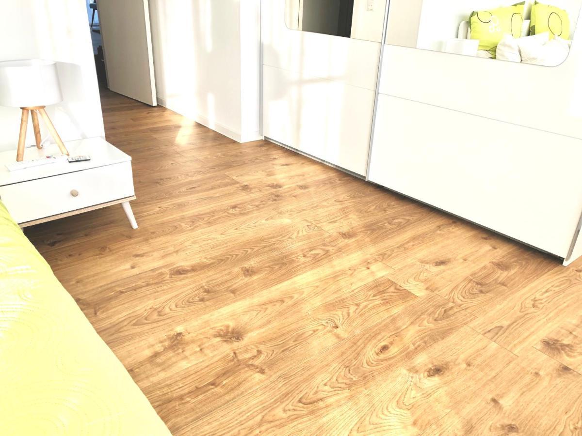 Panorama Penthouse Apartment Mit Klima Und Whirlpool Fuer Bis Zu 6 Personen Франкенталь Экстерьер фото