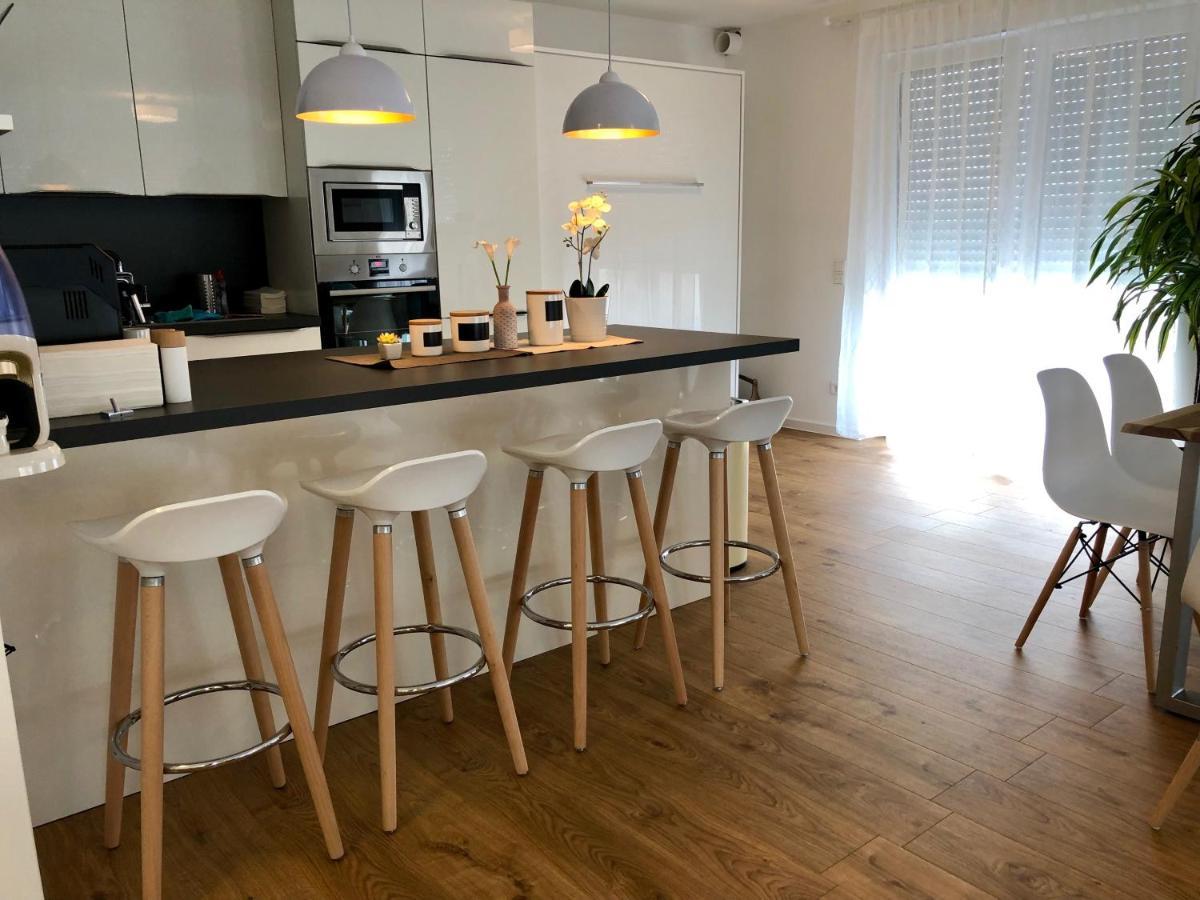 Panorama Penthouse Apartment Mit Klima Und Whirlpool Fuer Bis Zu 6 Personen Франкенталь Экстерьер фото