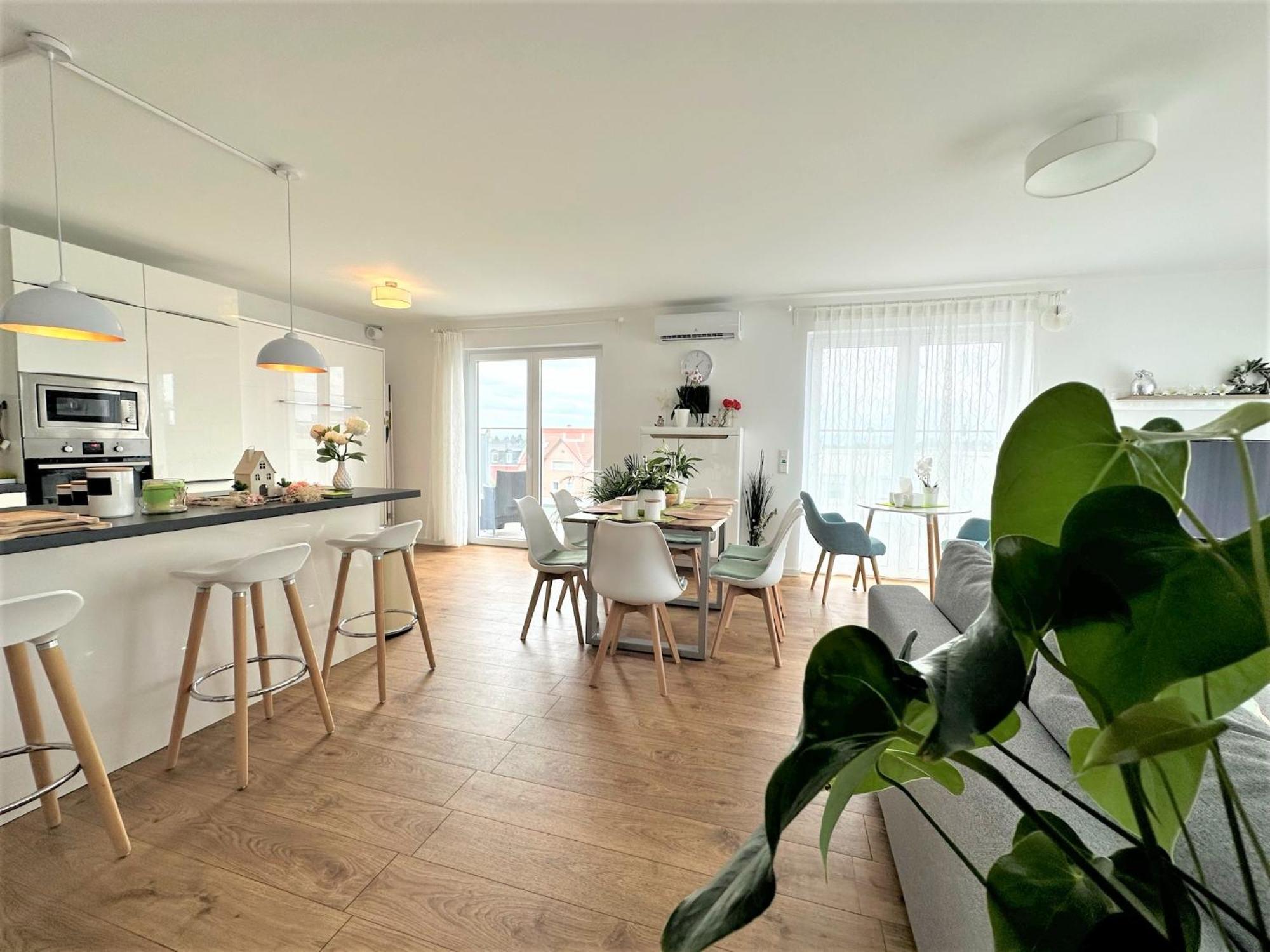 Panorama Penthouse Apartment Mit Klima Und Whirlpool Fuer Bis Zu 6 Personen Франкенталь Экстерьер фото