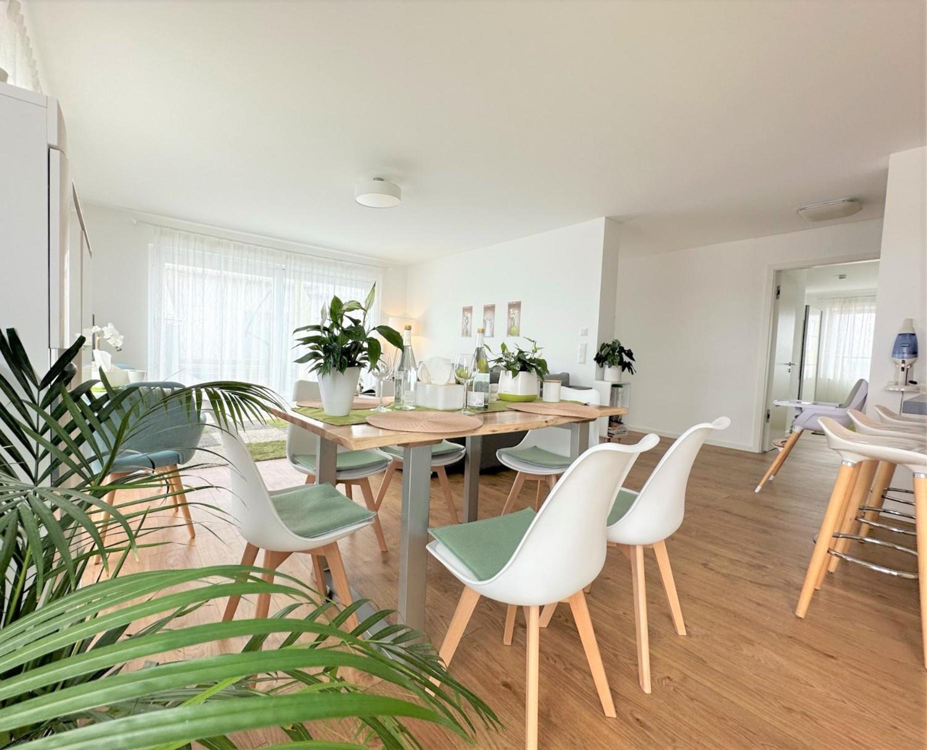 Panorama Penthouse Apartment Mit Klima Und Whirlpool Fuer Bis Zu 6 Personen Франкенталь Экстерьер фото