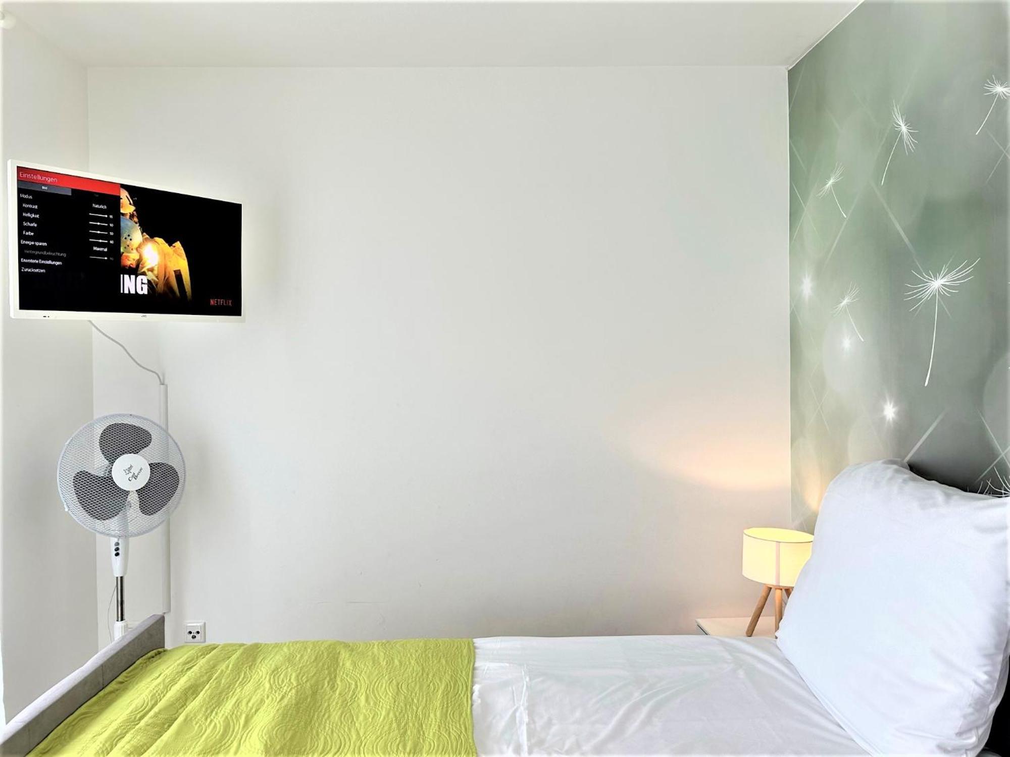Panorama Penthouse Apartment Mit Klima Und Whirlpool Fuer Bis Zu 6 Personen Франкенталь Экстерьер фото